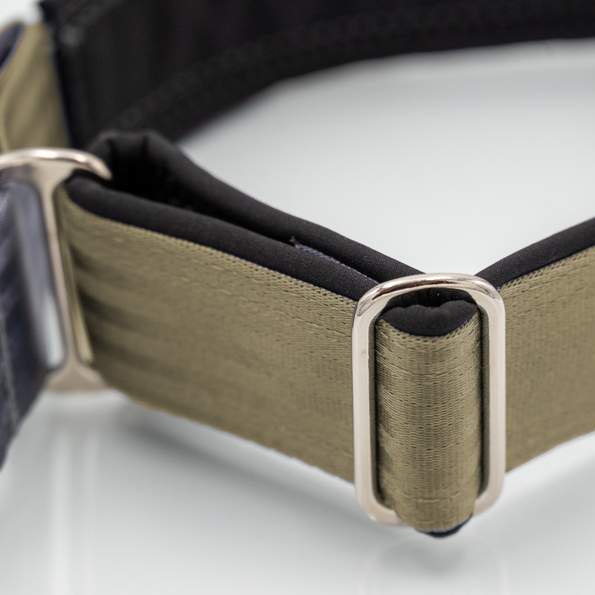 Detail Polsterung Innenliegende Softshell-Polsterung am Zugstopp-Hundehalsband – Nahaufnahme